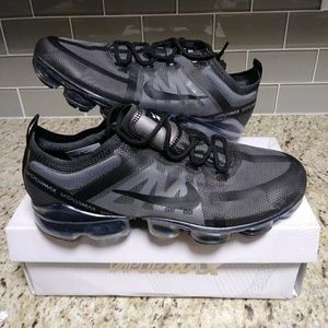 2019 NIKE AIR VAPORMAX TRAINERS
